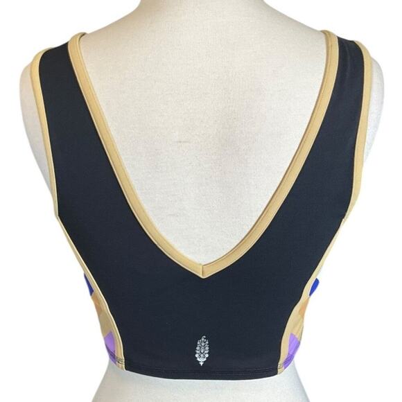 Free People Movement Never Better Colorblock Crop Black & Tan Size Small NWOT - Picture 3 of 9